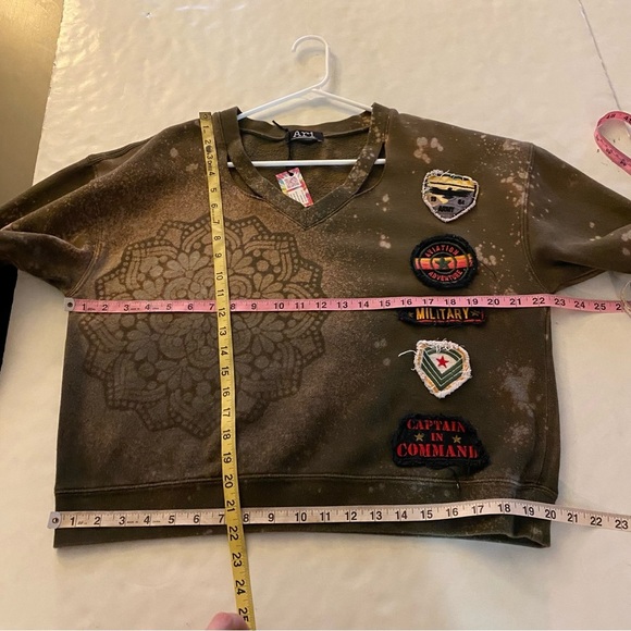 Vintage Y2K Army Sweatshirt Womens Size Medium Handmade Military Green Pullover - Picture 9 of 14